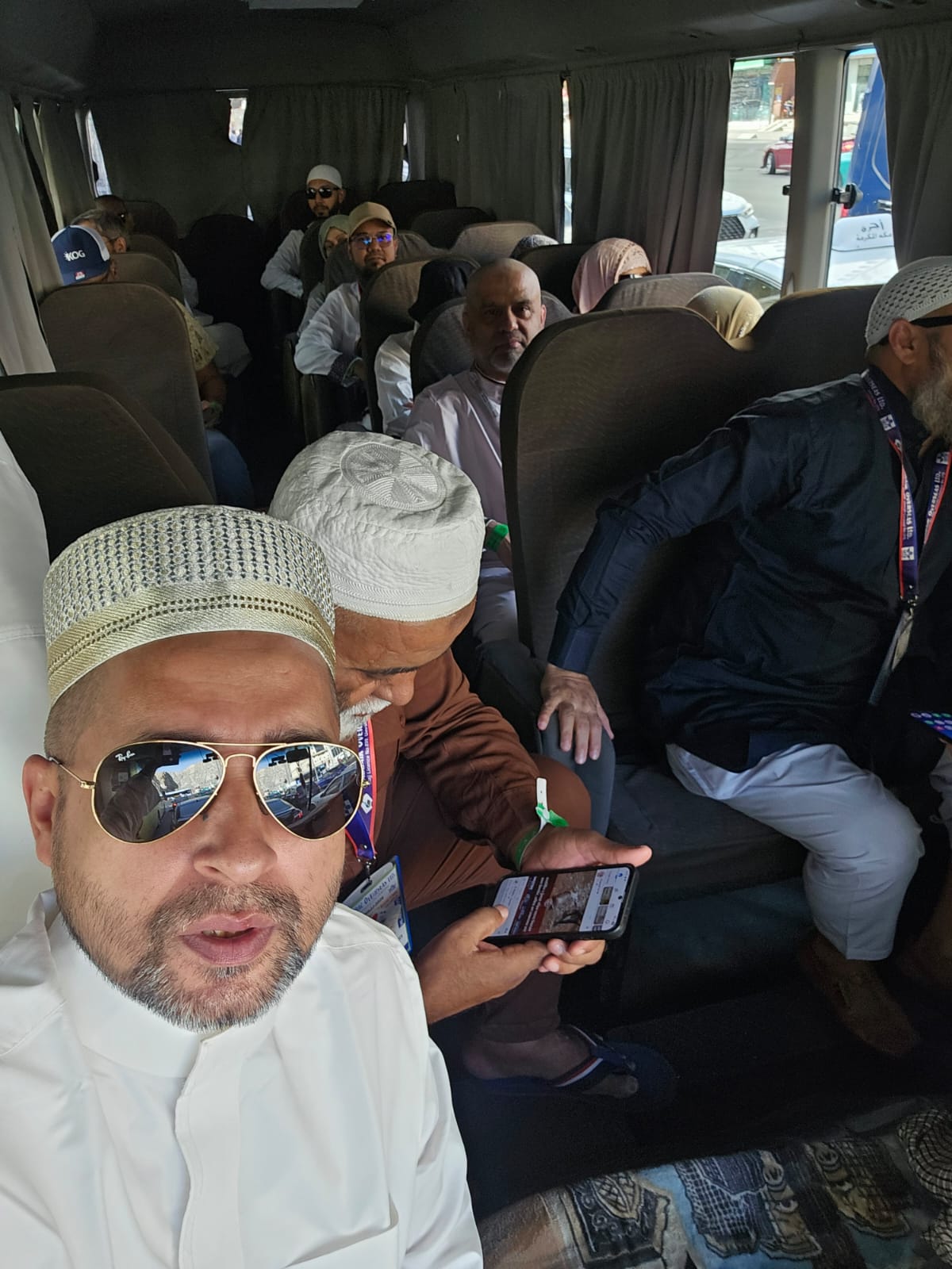bus group